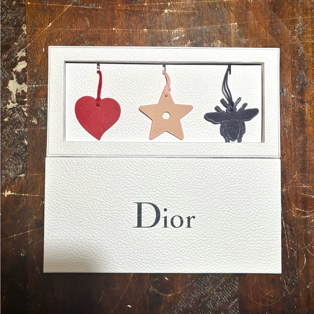 Christian Dior Beauty Rewards Gift Leather Charm Tags Keychain Accessories